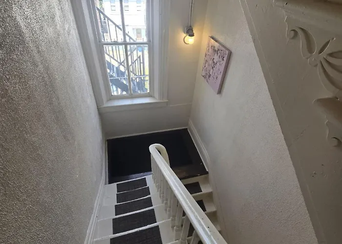 Budget 2br Crash Pad - East Carson St And Parking Pittsburgh