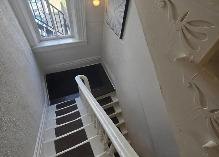 Apartment Budget 2br Crash Pad - East Carson St And Parking Pittsburgh